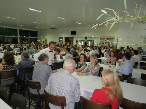 CASA E CONSTRUÇÃO