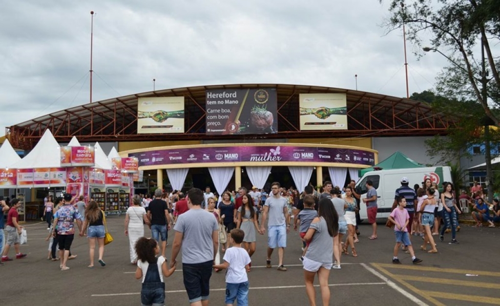 LANÇAMENTO