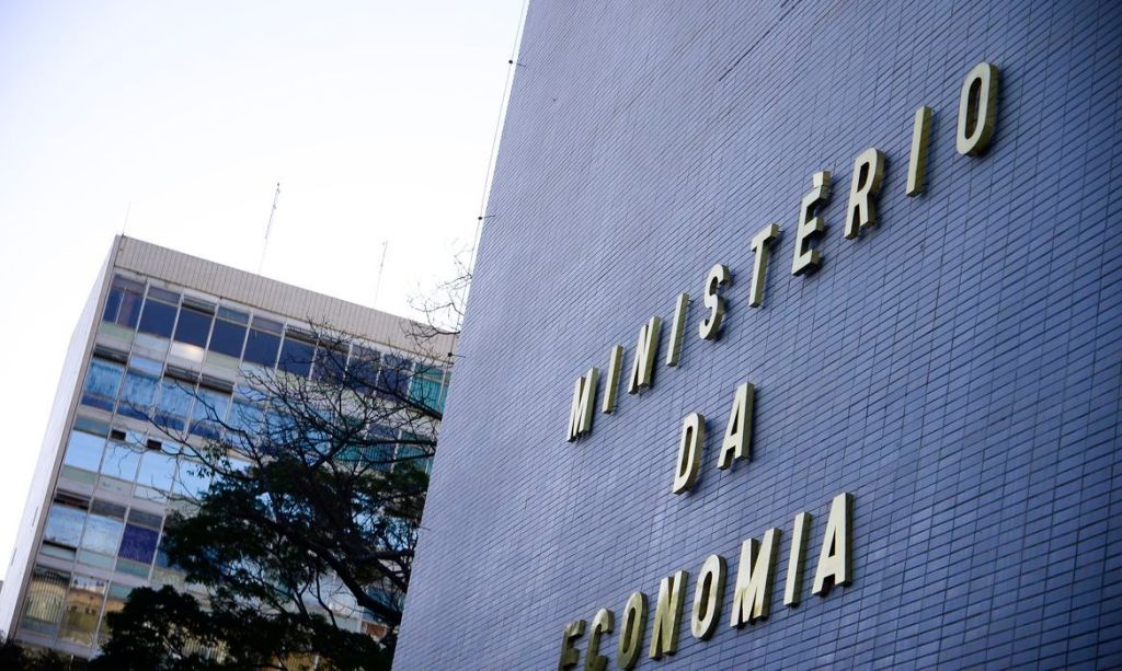 Devedores impactados pela pandemia podem renegociar dívida com a União