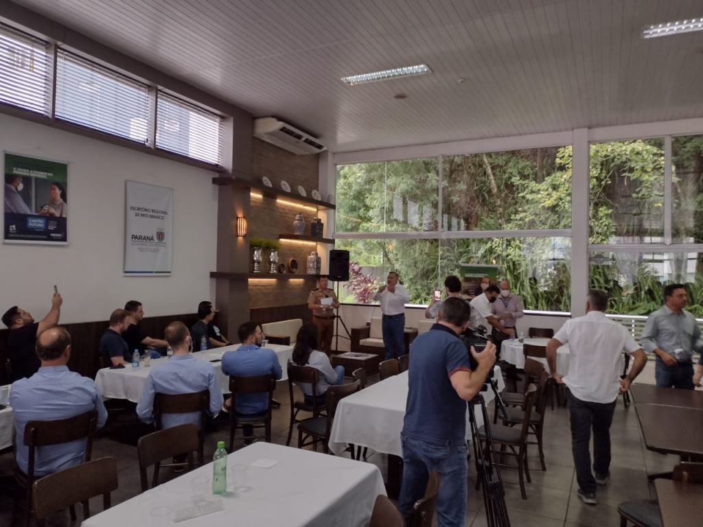 ACEPB recebe Secretário de Estado