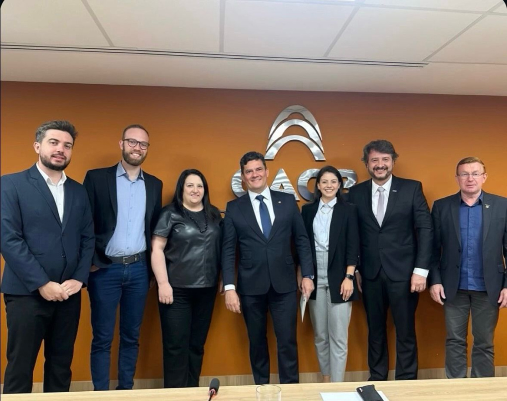 Comitiva da Cacispar participa de agendas em Brasília