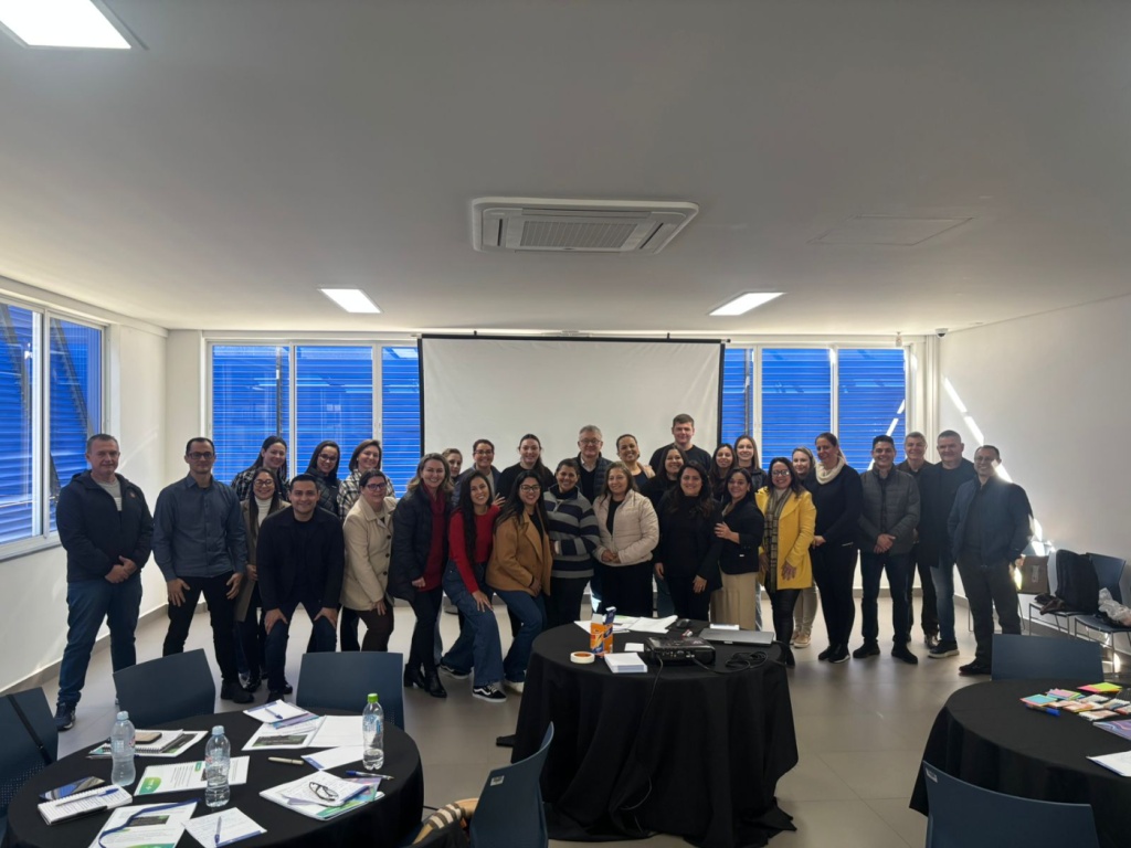 Formação de Executivos da FACIAP impulsiona inovação nas Associações Comerciais